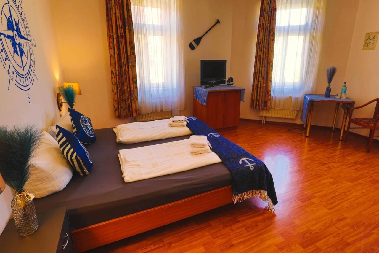 Ryde & Hyde Budget Hotel Dresda Esterno foto